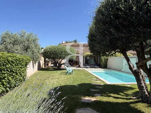 Casa di lusso a Maubec, Vaucluse