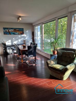 Daire Saint-Cloud, Hauts-de-Seine