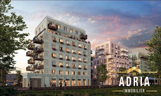 Apartment / Etagenwohnung in Colombes, Hauts-de-Seine