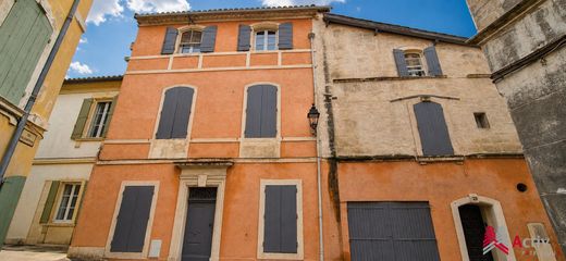 Maison de luxe à Arles, Bouches-du-Rhône