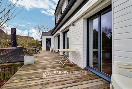 Luxe woning in Bois-Guillaume, Seine-Maritime