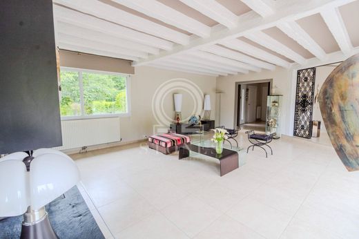 Luxus-Haus in Crespières, Yvelines
