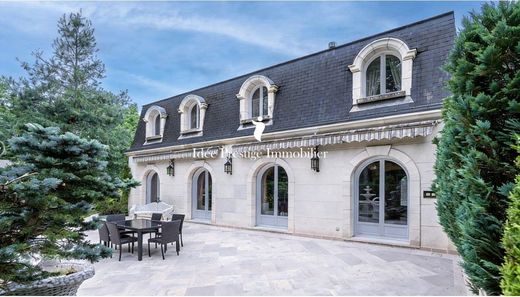 Maison de luxe à Saint-Fargeau-Ponthierry, Seine-et-Marne