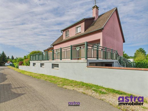 Luxus-Haus in Bettendorf, Haut-Rhin