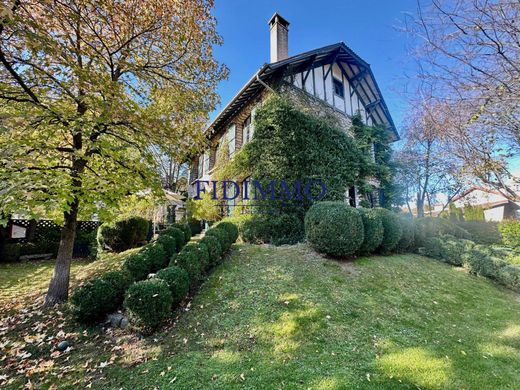 Casa di lusso a Saint-Maur-des-Fossés, Val-de-Marne