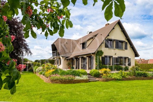 Luxury home in Vernon, Eure