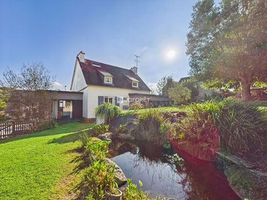 호화 저택 / Quimper, Finistère
