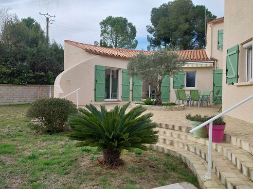 Casa di lusso a Clermont-l'Hérault, Hérault