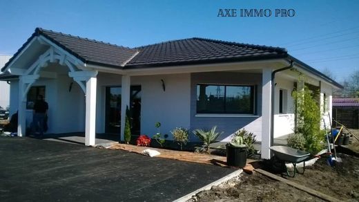 Office in Mios, Gironde