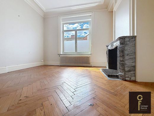 Luxury home in La Madeleine, North