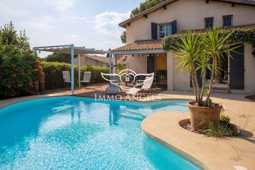 Luxury home in Saint-Georges-d'Orques, Hérault