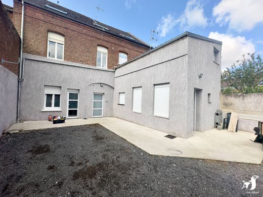 콘도미니엄 / Caudry, North