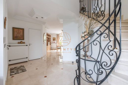 Casa de lujo en Nogent-sur-Marne, Valle de Marne