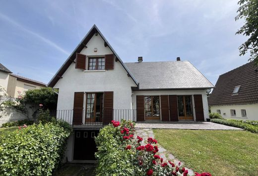 Maison de luxe à La Frette-sur-Seine, Val-d'Oise