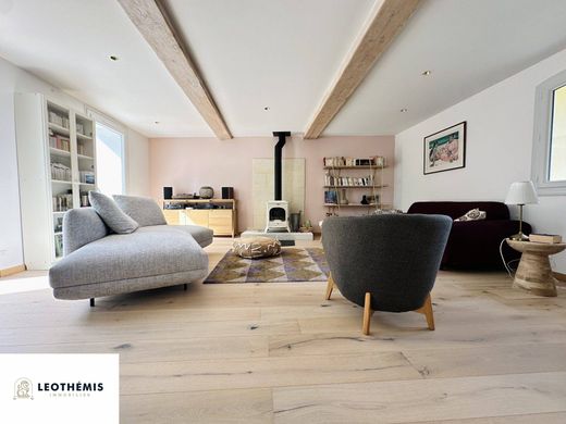 Arvert, Charente-Maritimeの高級住宅