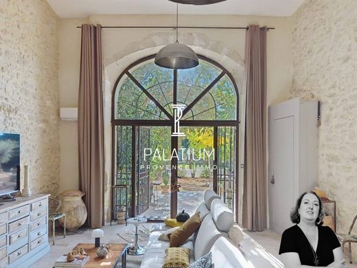 Luxury home in L'Isle-sur-la-Sorgue, Vaucluse