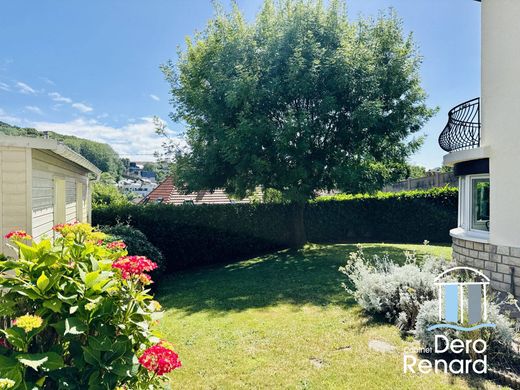 Casa di lusso a Sainte-Adresse, Senna marittima