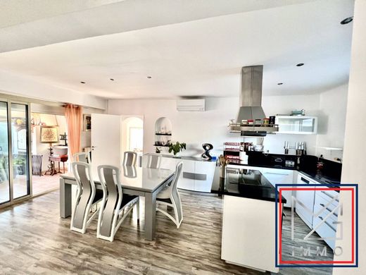 Элитный дом, Six-Fours-les-Plages, Var