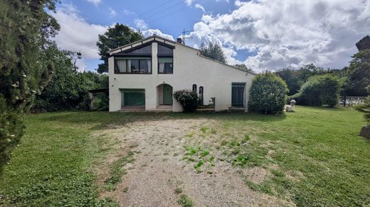 Luxury home in Gonfaron, Var