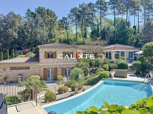 Luxury home in Montauroux, Var