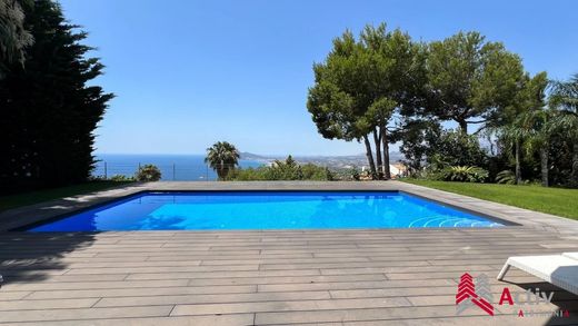 Luxury home in Altea, Alicante