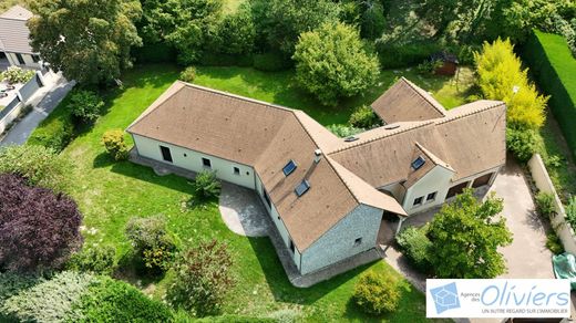Casa di lusso a Dampierre-en-Yvelines, Yvelines