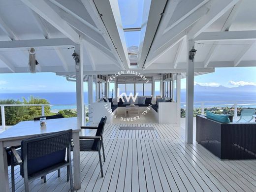 Lüks ev Punaauia, Îles du Vent