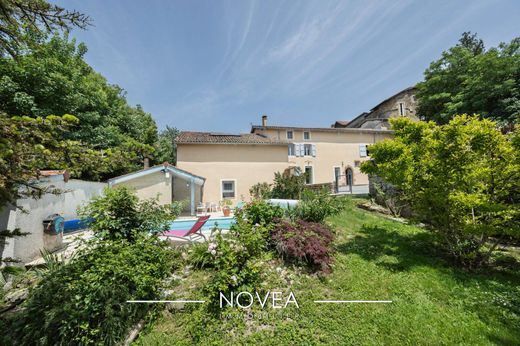 Luxury home in Revel, Isère