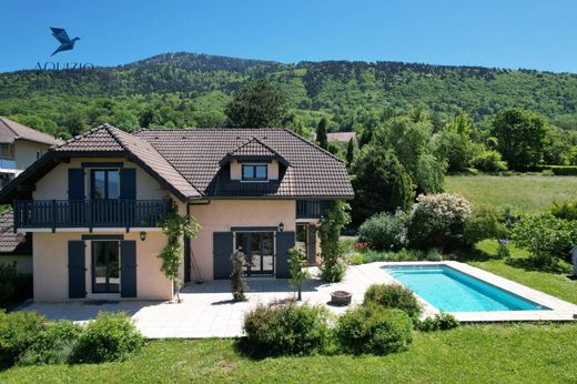 Luxe woning in Saint-Cergues, Haute-Savoie