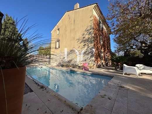 Luxus-Haus in Caumont-sur-Durance, Vaucluse