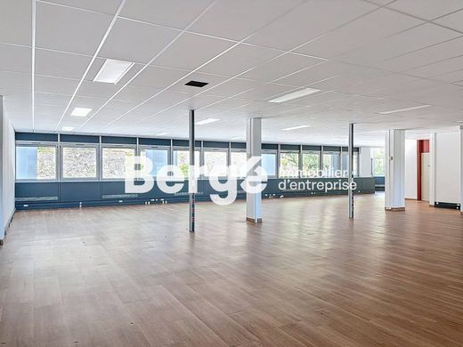 Valbonne, Alpes-Maritimesのオフィス