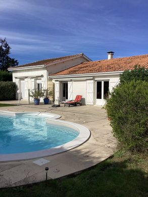 Luxury home in Soulac-sur-Mer, Gironde