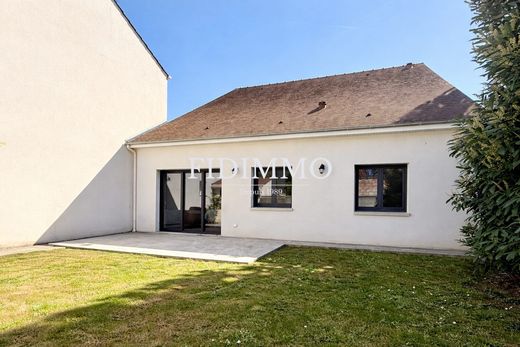 Maison de luxe à Ormesson-sur-Marne, Val-de-Marne