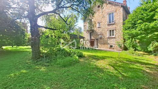 Luxury home in Beauchamp, Val d'Oise