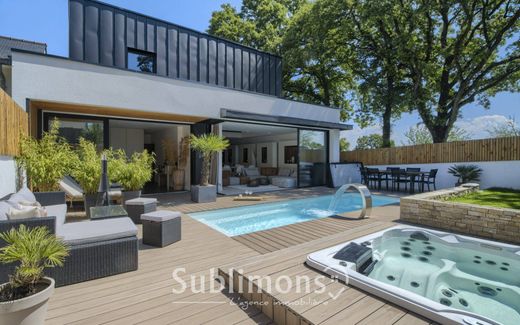 Luxe woning in Rennes, Ille-et-Vilaine