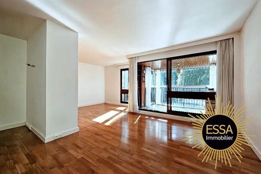 ‏דירה ב  Le Chesnay, Yvelines