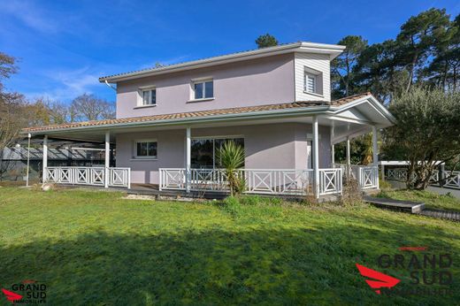 Элитный дом, Canéjan, Gironde