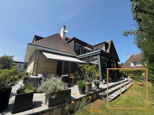 Maison de luxe à Hérouville-Saint-Clair, Calvados