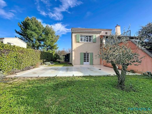 Luxury home in Ternay, Rhône