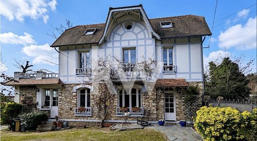 Luxury home in Soisy-sous-Montmorency, Val d'Oise