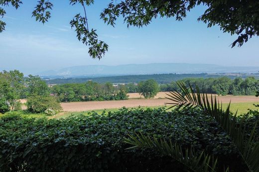 Luxury home in Saint-Jean-de-Gonville, Ain