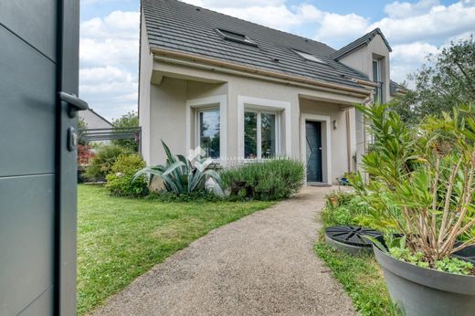 Luxury home in Thorigny-sur-Marne, Seine-et-Marne