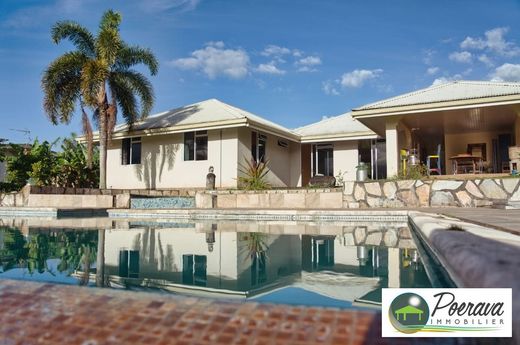 Luxury home in Tohautu, Îles du Vent