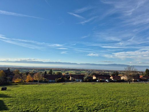 منزل ﻓﻲ Saint-Cergues, Haute-Savoie