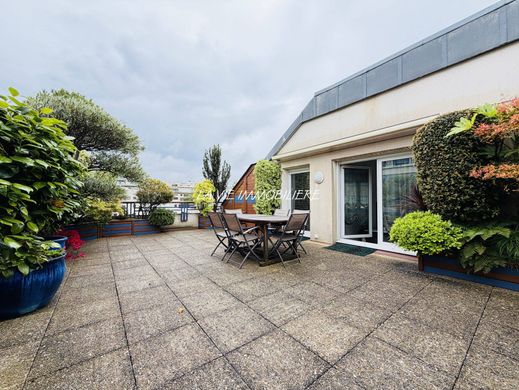 Apartment in Charenton-le-Pont, Val-de-Marne