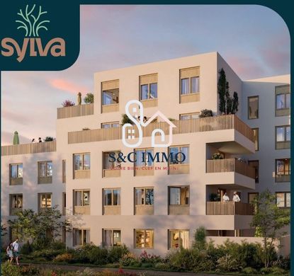 Apartment in Bussy-Saint-Georges, Seine-et-Marne