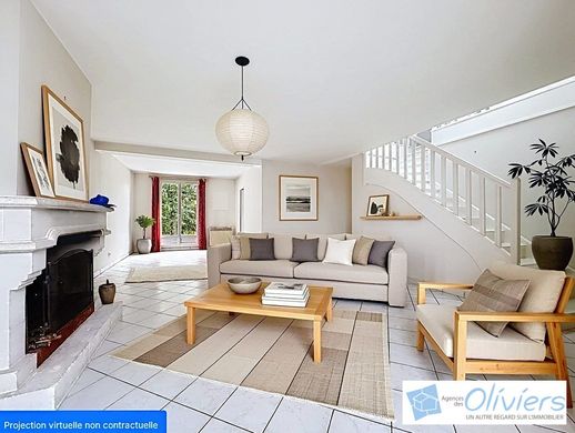 Luxury home in Guyancourt, Yvelines