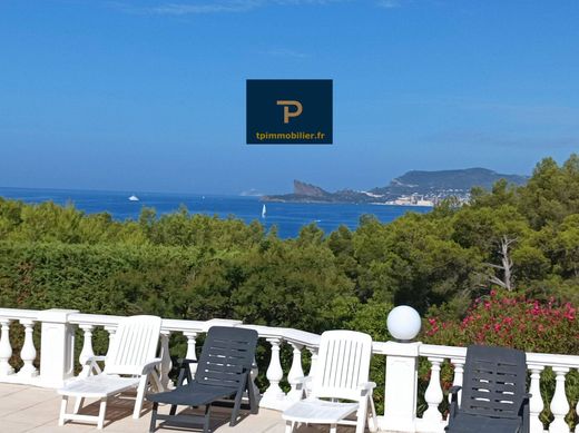 Luxe woning in Saint-Cyr-sur-Mer, Var