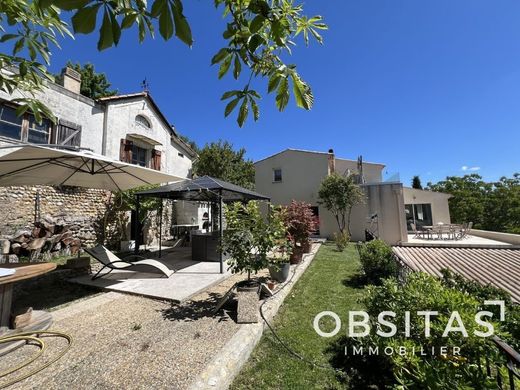 Luxus-Haus in Valensole, Alpes-de-Haute-Provence