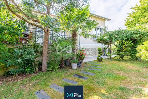 Luxus-Haus in Bailly-Romainvilliers, Seine-et-Marne